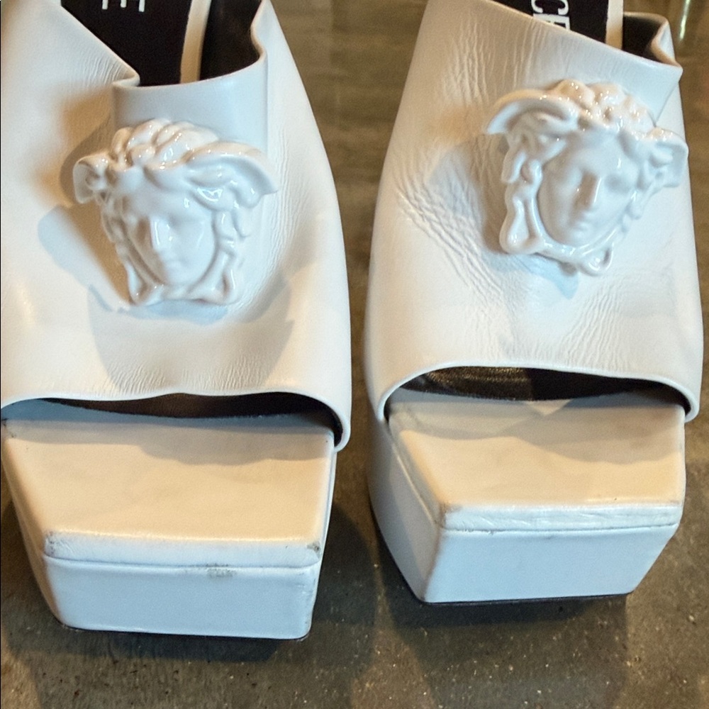 Authentic Versace White platform Mules with Medusa Detail - Picture 5 of 9